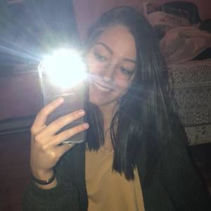 Meet your Posher, Holly